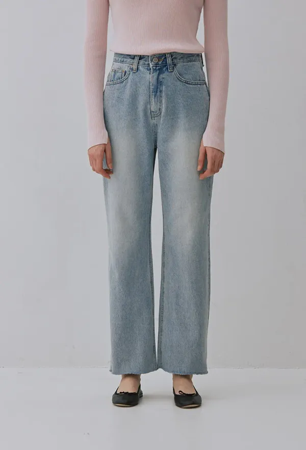 DELTA JEANS