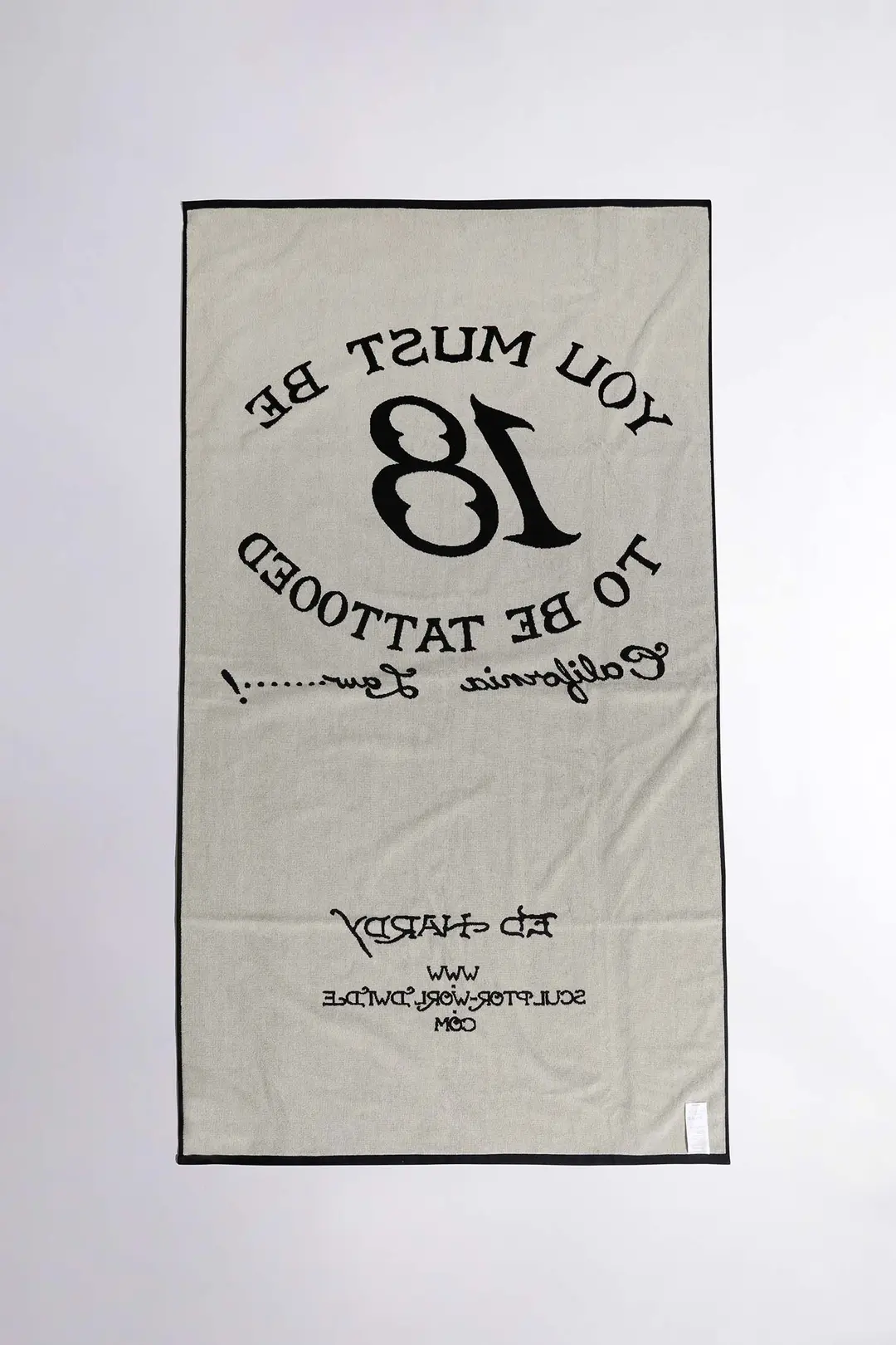 스컬프터 [Sculptor X Ed Hardy] Tattoo Jacquard Beach Towel Black/Ivory 상품 이미지 2