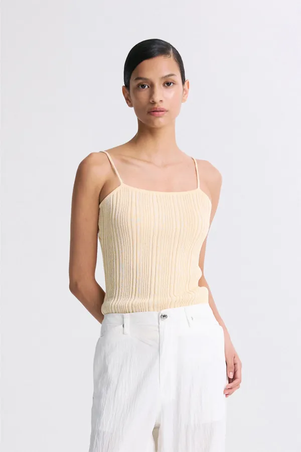 RIBBED KNIT SLEEVELESS TOP VANILLA