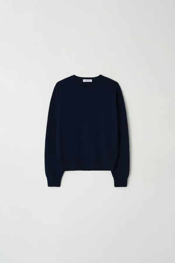 [4th] Classic Round Neck Knit