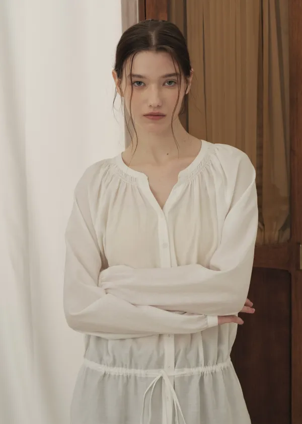 [9/21 예약배송] VERA SMOCKING BLOUSE (sand ivory)