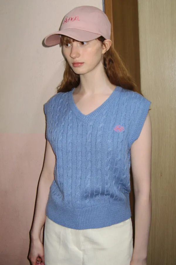 Fisher Slit Cable Knit Vest (Sky Blue)