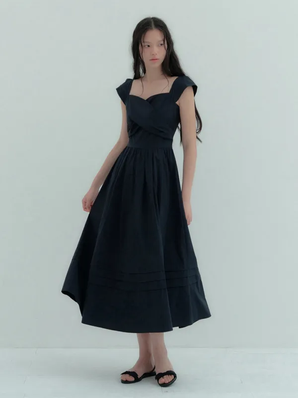 Windy Sleeveless Dress