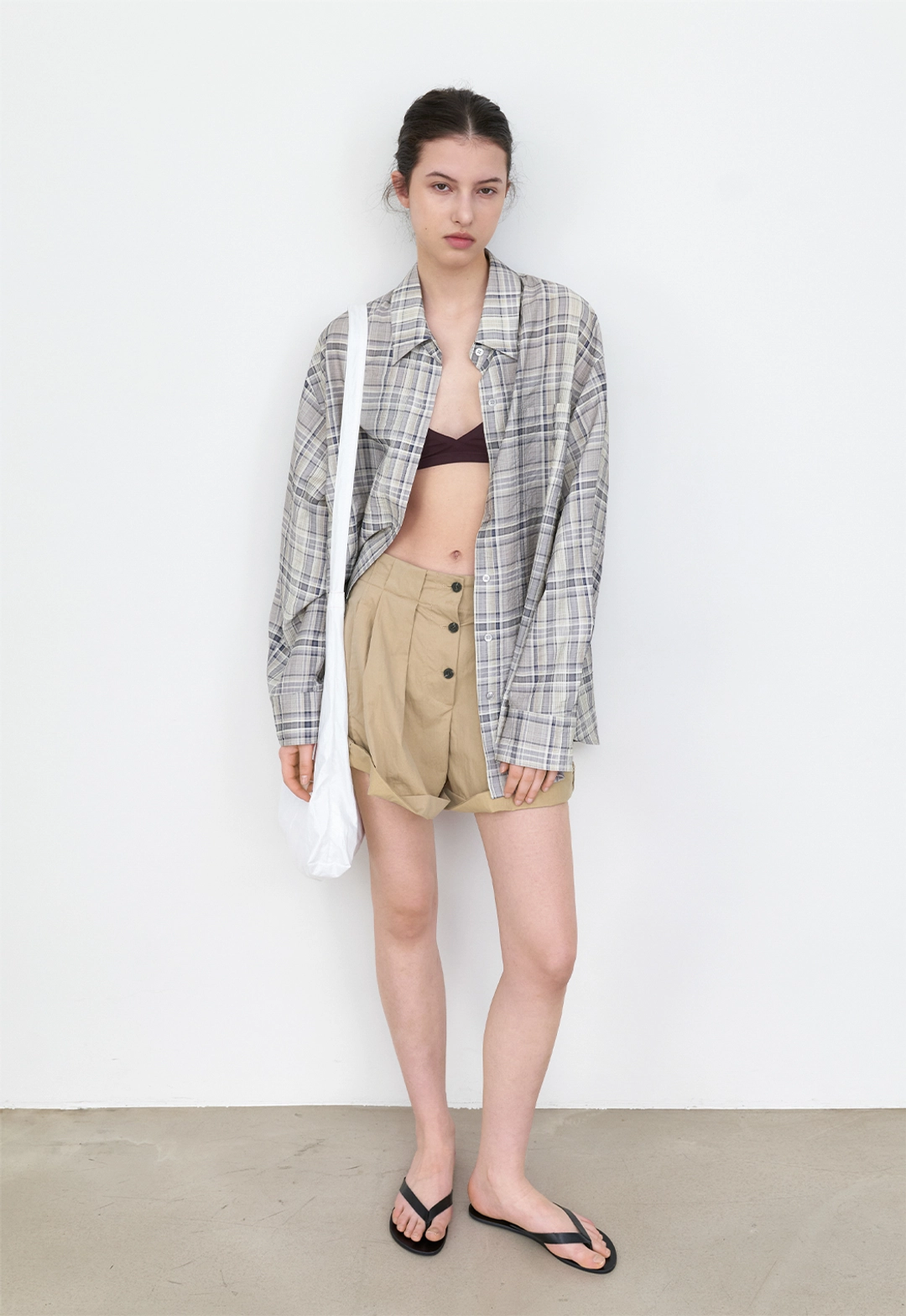 아뜰리에 나인 (PT-5764)ZEN LOL-UP TUCK SHORTS 상품 이미지 2