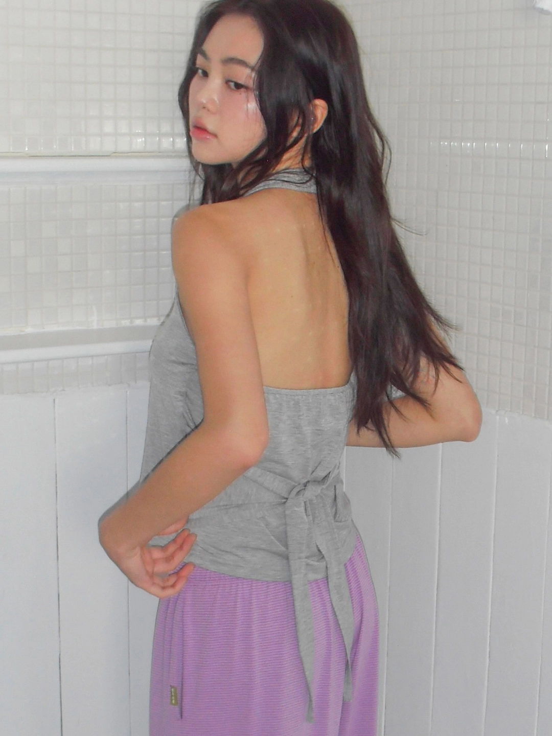 포에브 Knotted Halter-neck Sleeveless Top - Melange Grey 상품 이미지 2