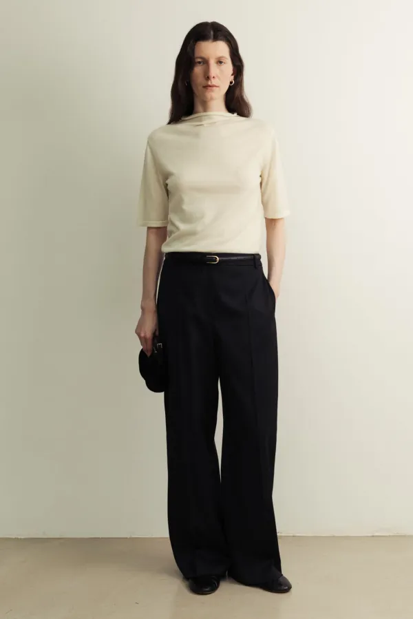 Curved straight twill Pants _black