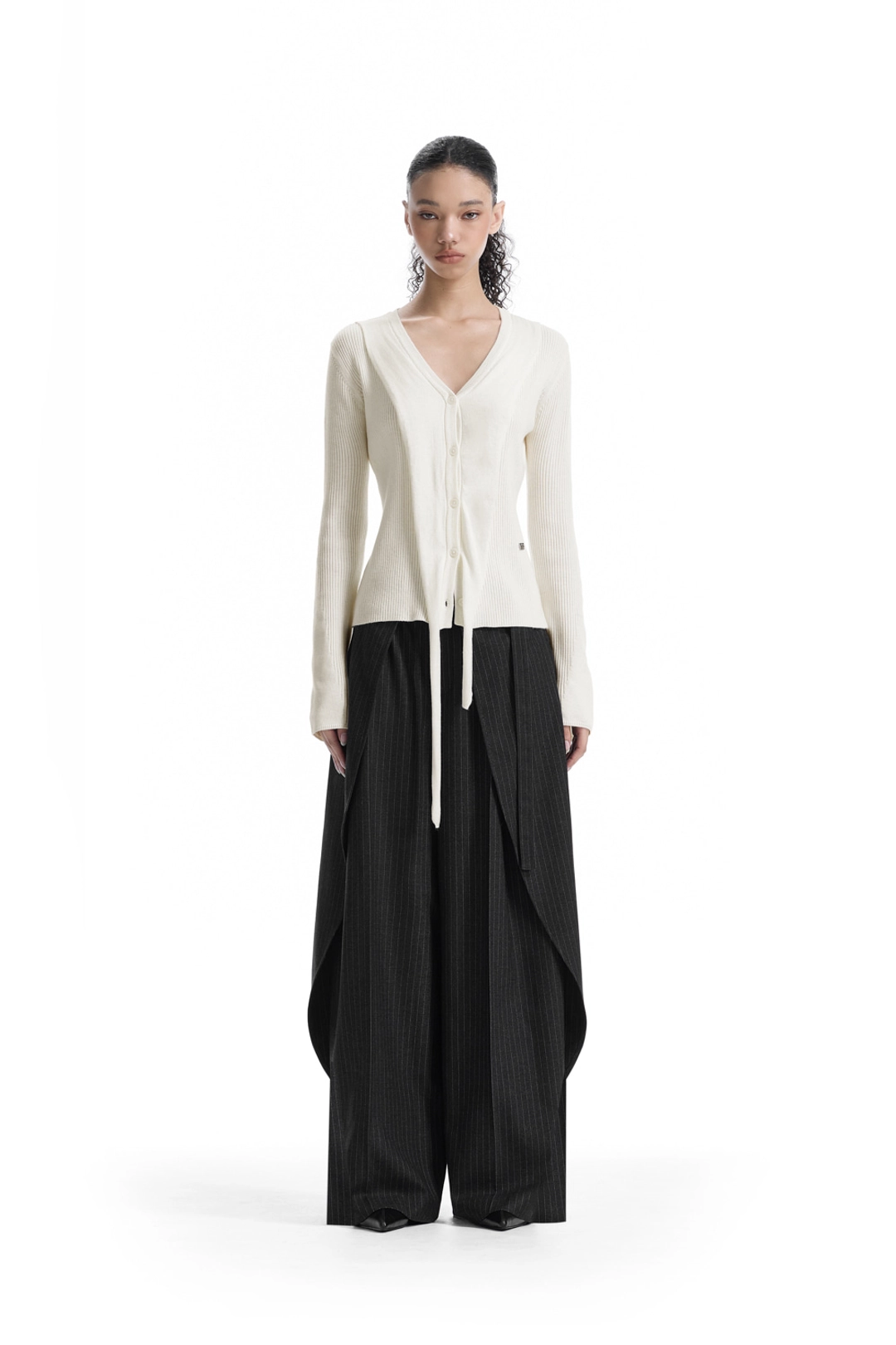 트리밍버드 V-Neck Scarf Knit Cardigan [ Ivory ] 상품 이미지 2