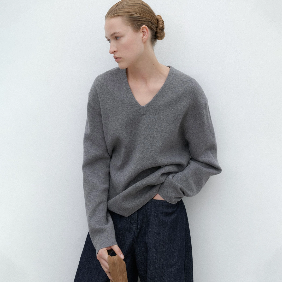 아뜰리에 나인 (T-7120)OVER SHOULDER PADDED KNIT 상품 이미지 1