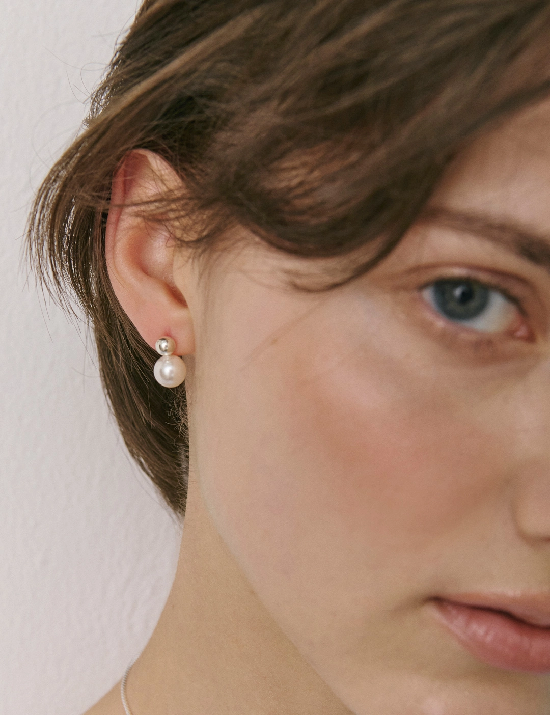 에뜨리브 Pearl Ball Drop Earrings 상품 이미지 2