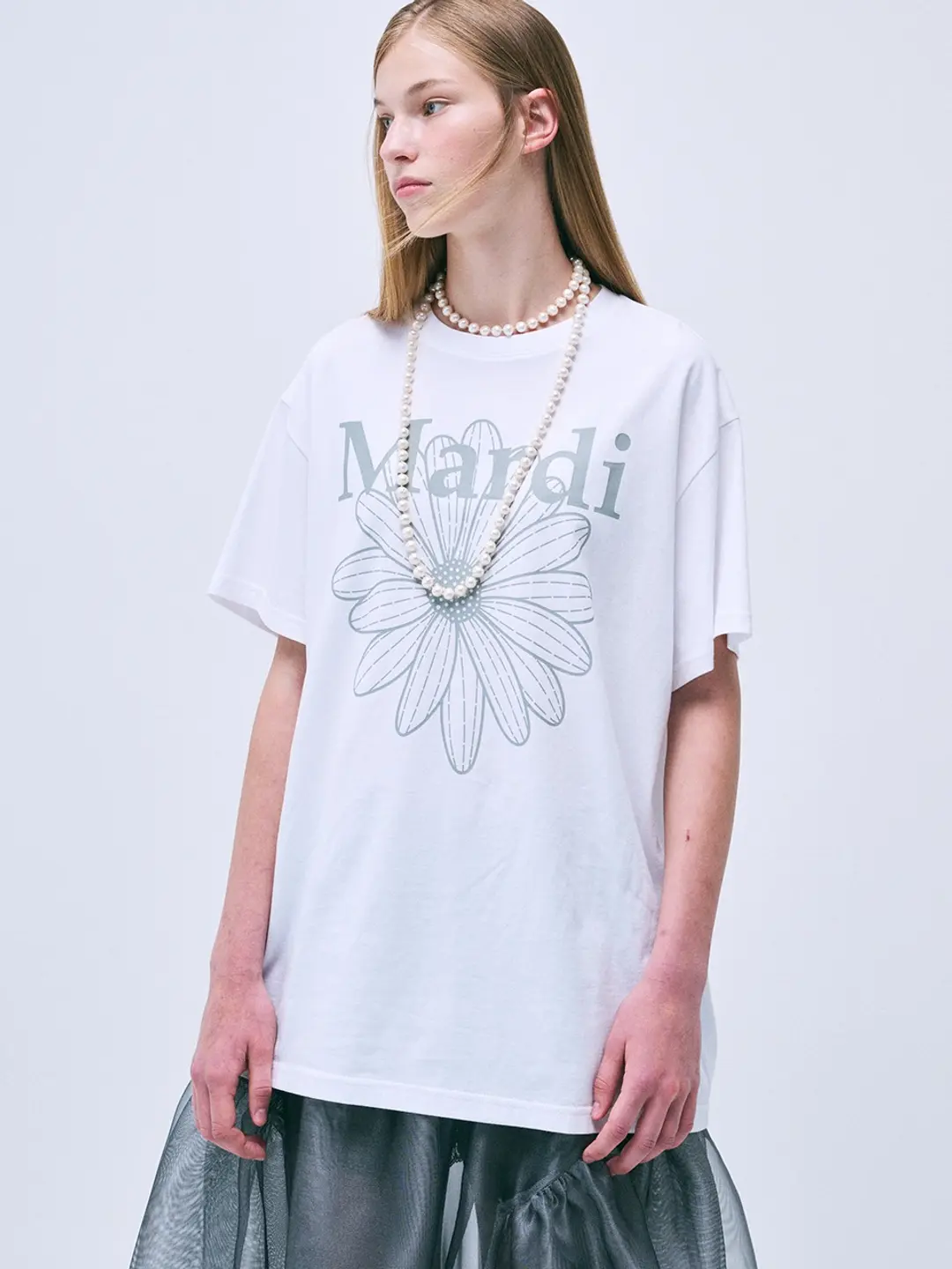 마르디 메크르디 UNISEX TSHIRT FLOWERMARDI_WHITE LIGHTGREY 상품 이미지 2