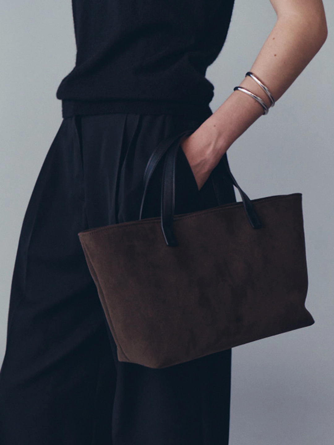 오브히 노바 스웨이드 토트백 Nova Suede Tote Bag_Dark Olive 상품 이미지 2