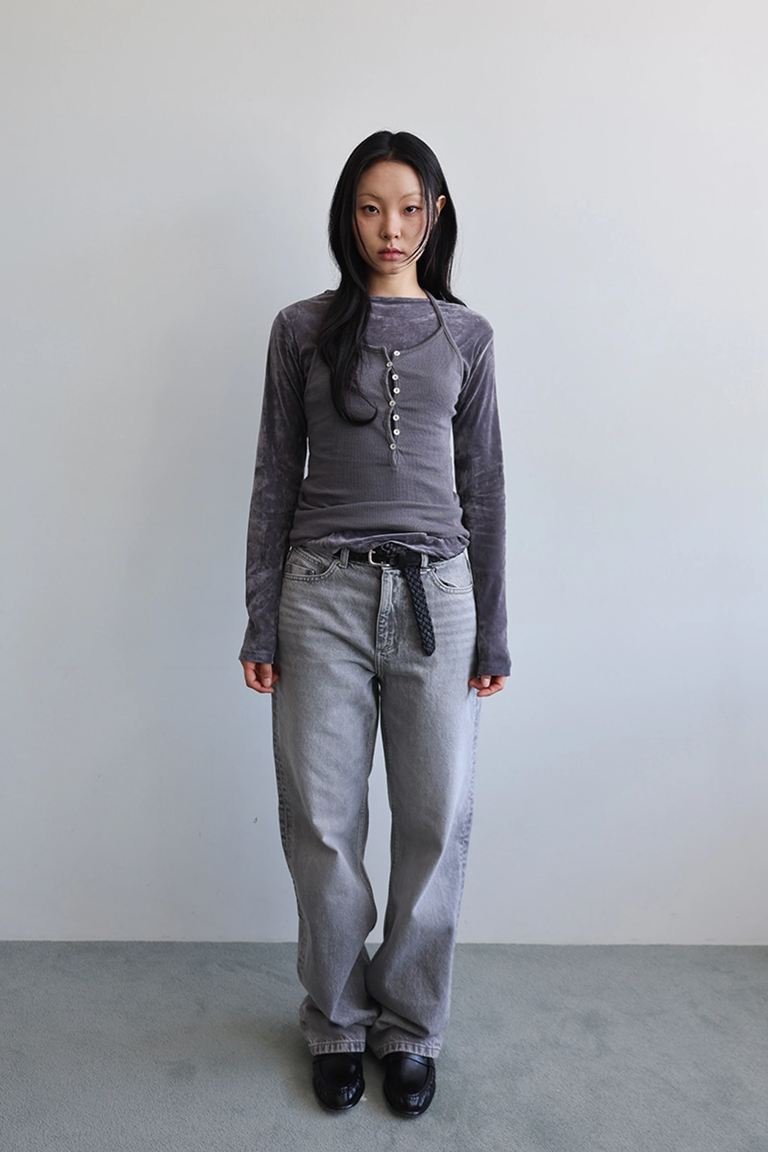 아딧 Mother-of-pearl button layered top_grey 상품 이미지 1