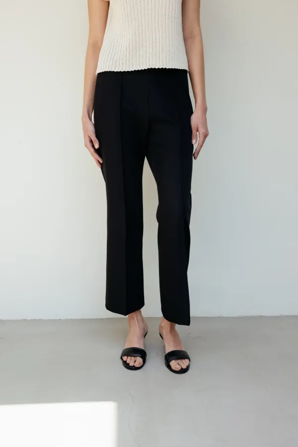 Comfort Tuck Bootscut Pants (Black)