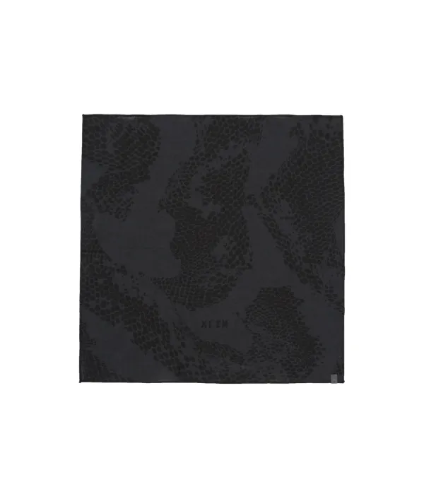 EP.9 01 BANDANA