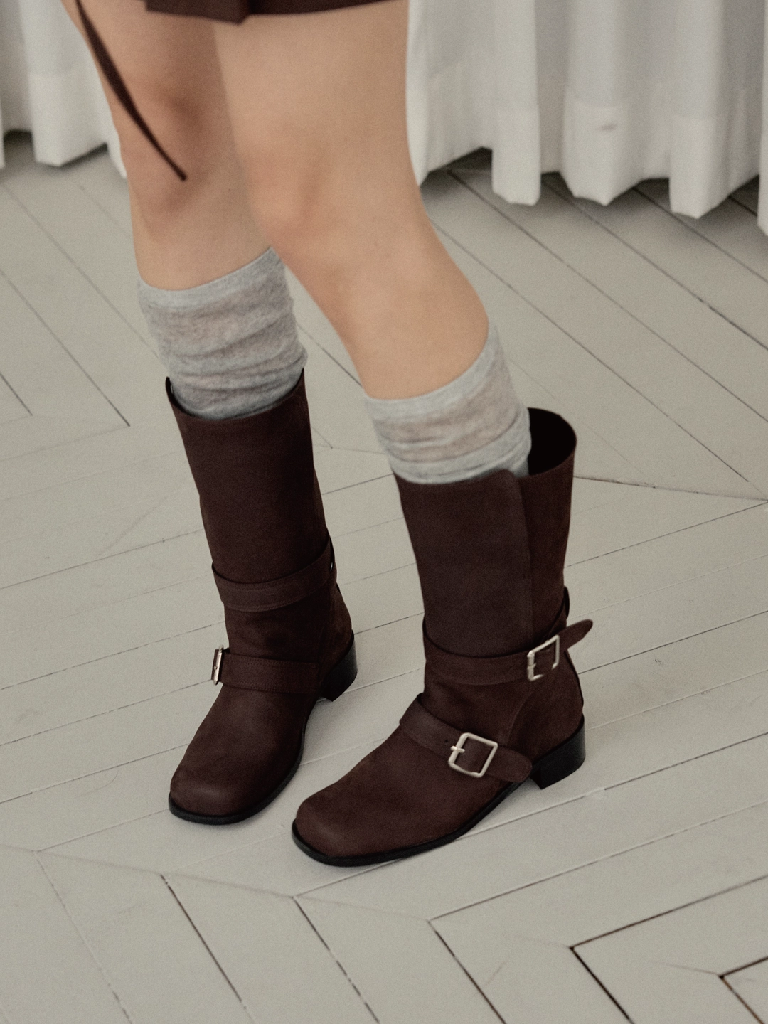 러브듀이 Engineer midi boots / 브라운누벅 상품 이미지 2