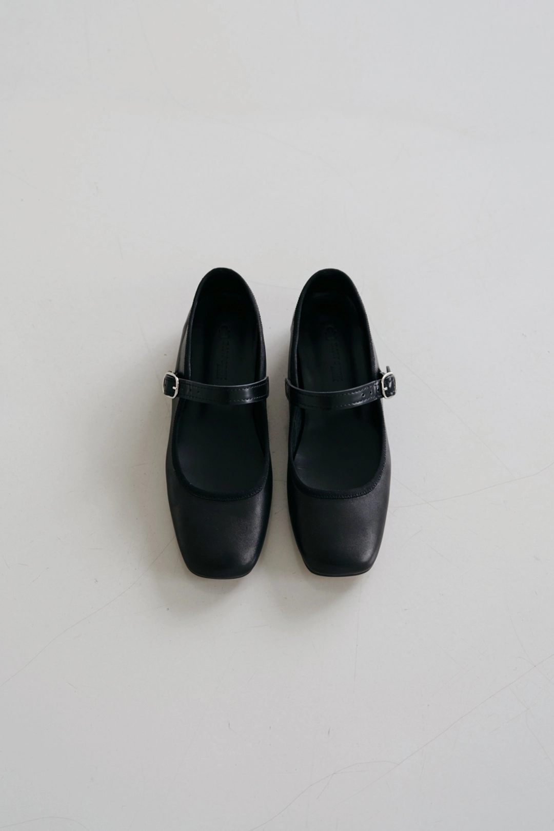 스앨더 15908_Mary Jane shoes in Leather 상품 이미지 1