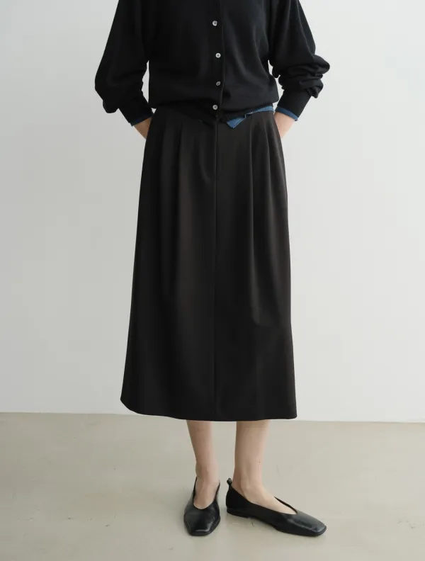 Tuck Volume Maxi Skirt (Black)