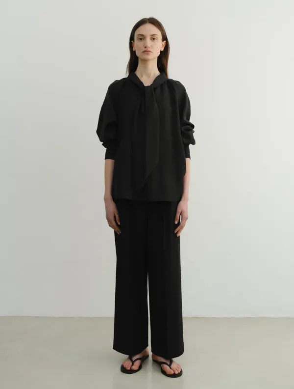Tie Shirring Blouse (Black)