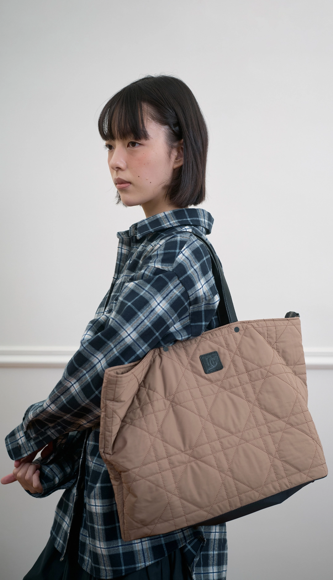 노컨텐츠 293. Collector Quilted Bag _ Beige 상품 이미지 2