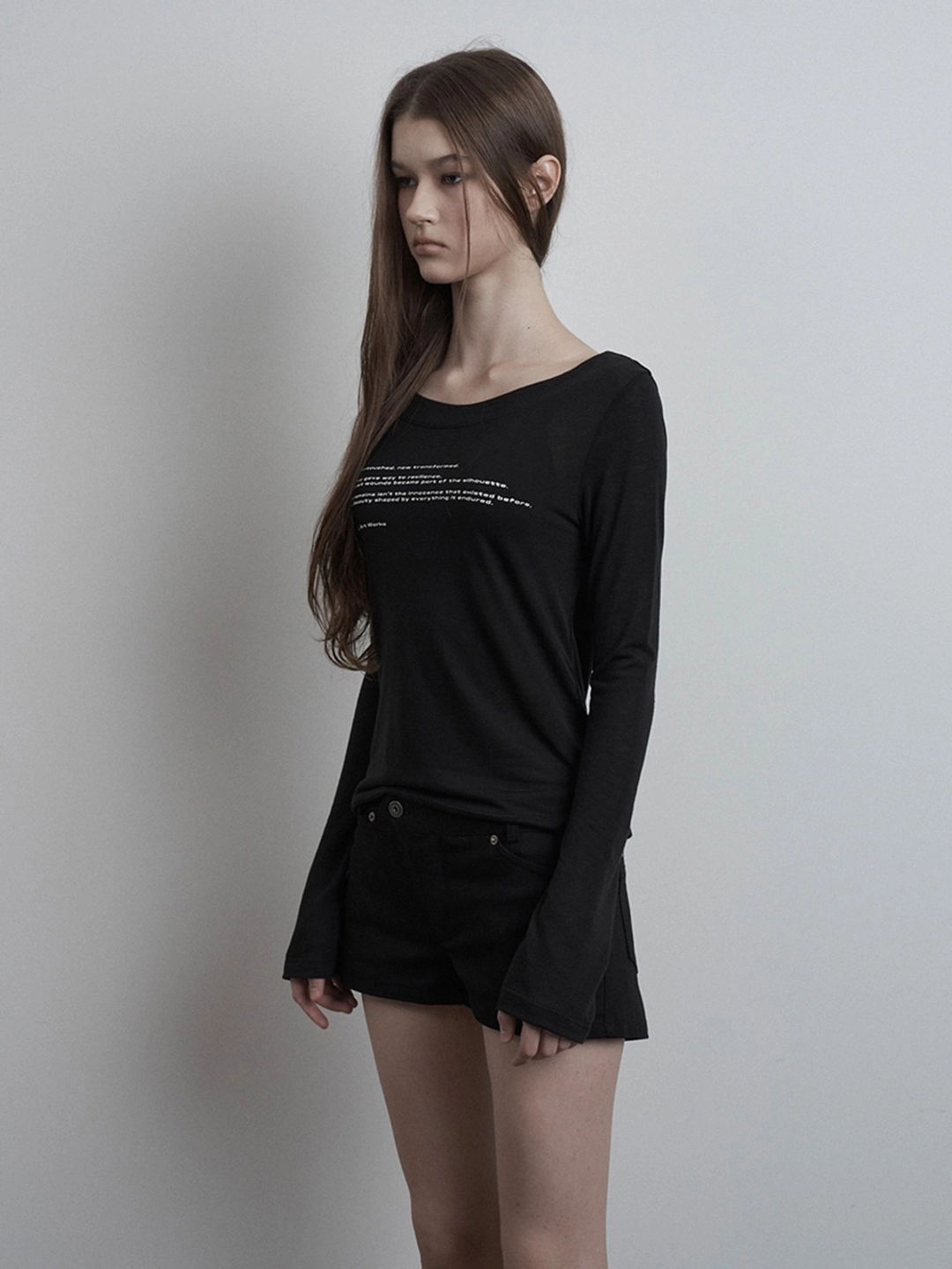이네기 Signature Slogan Long Sleeve (black) 상품 이미지 1
