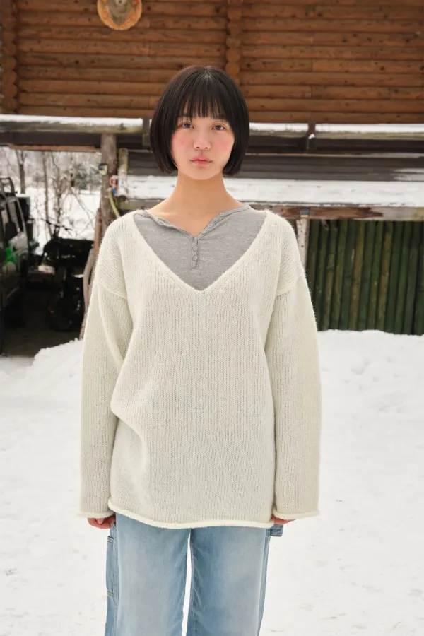 Riss Wool Deep V-Neck Knit - Ivory