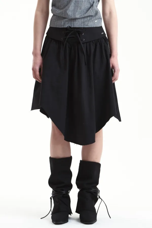 EYELET UNBALANCED CUTTING SKIRT BLACK
