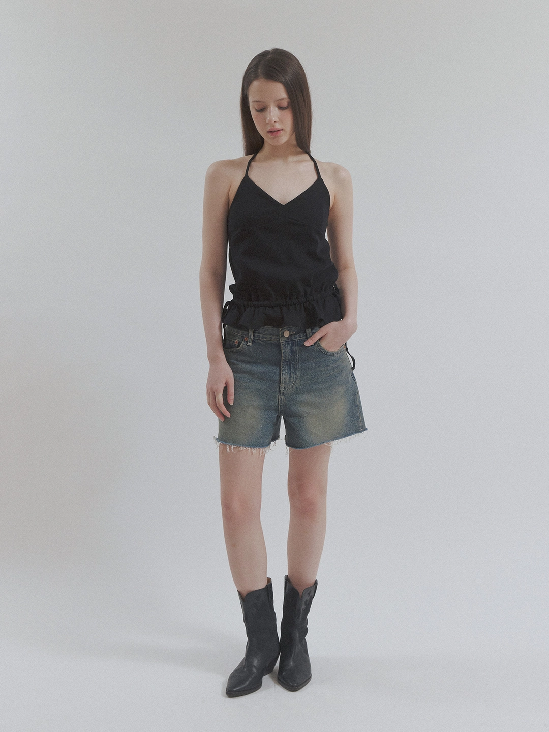 헤더먼트 peplum halter top (black) 상품 이미지 1