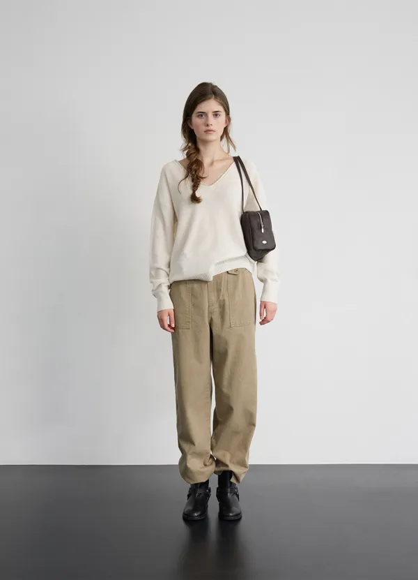 Mild Deep V-neck Cashmere Knit_Ivory