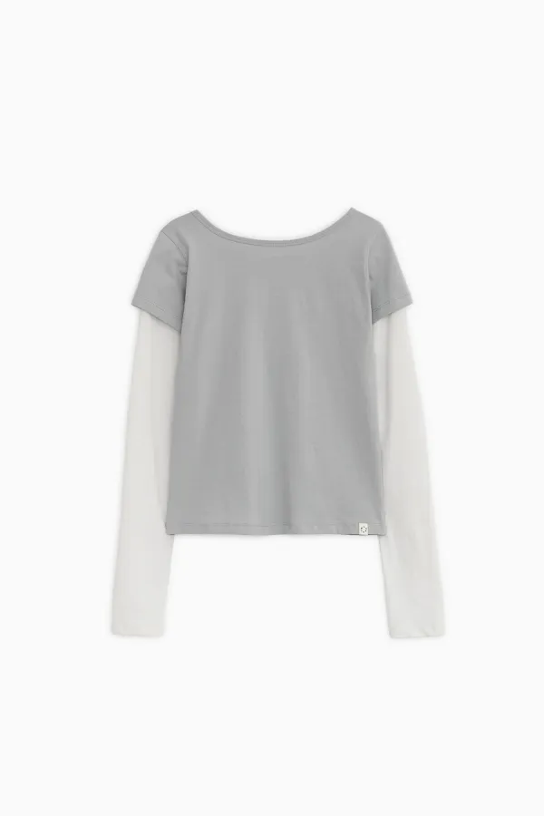 FLORAL LABEL LAYERED T-SHIRT, GRAY