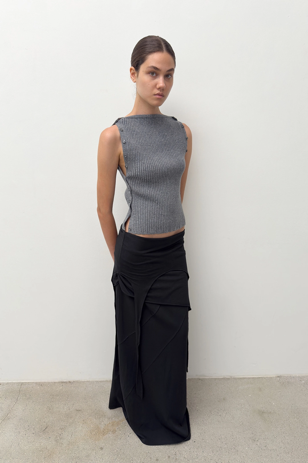 다이애그널 TWO WAY BUTTON TUBE TOP 상품 이미지 2