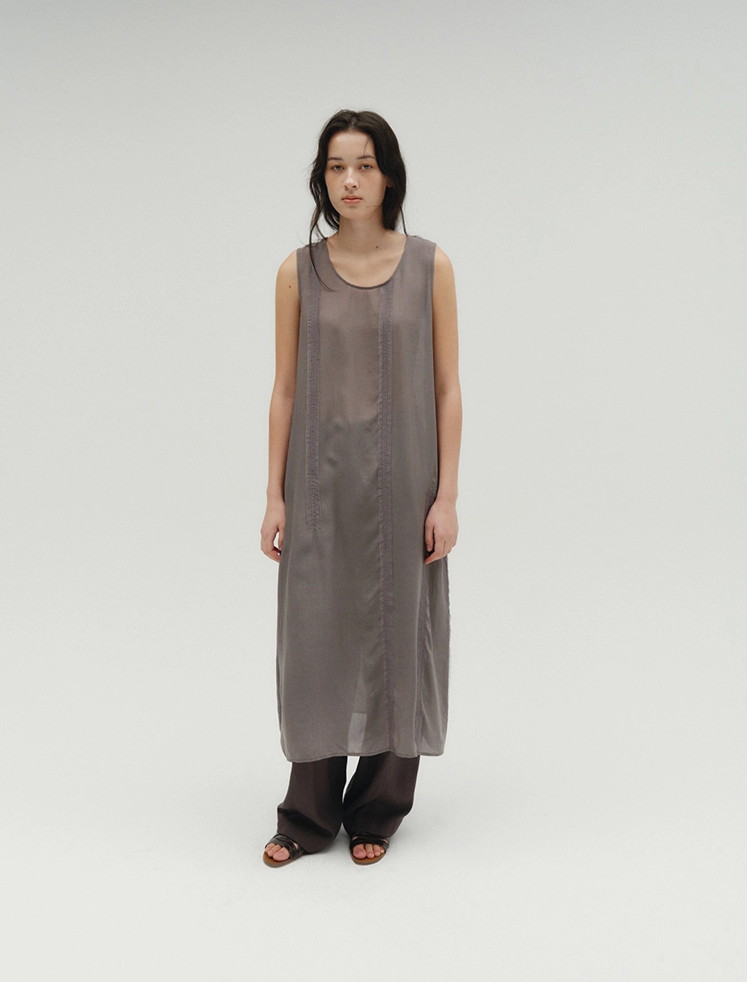 솔티페블 UNBALANCED RAW EDGE DRESS [GREY] 상품 이미지 2