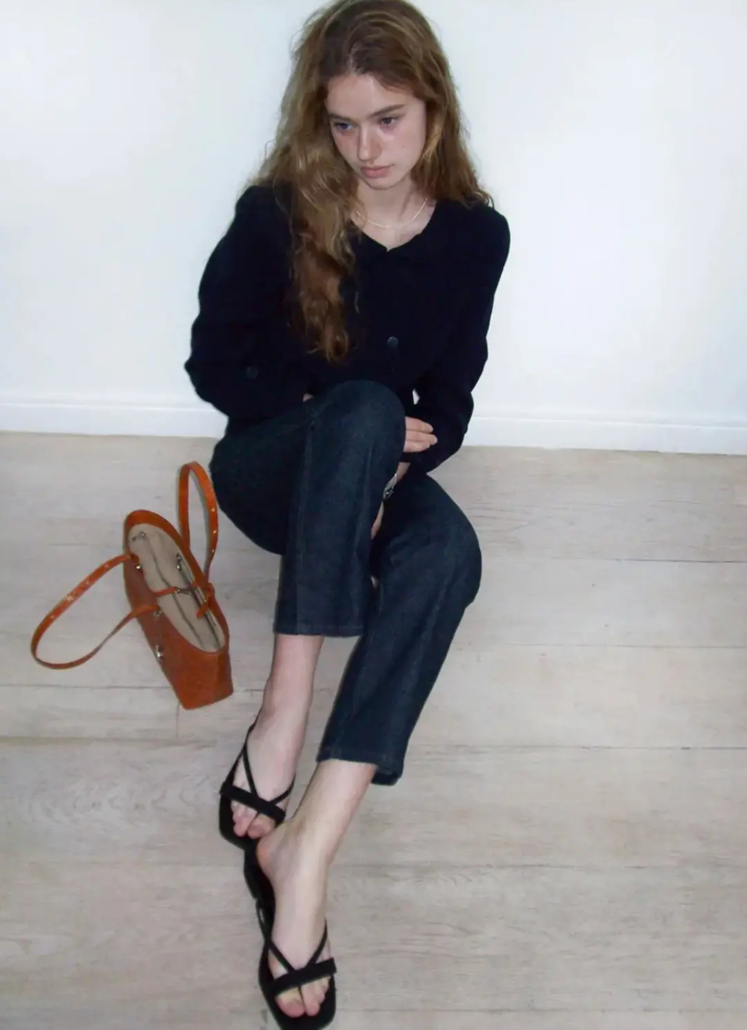 미닛뮤트 strap flip flop - suede black 상품 이미지 2