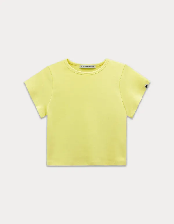 Essential clean top - light yellow