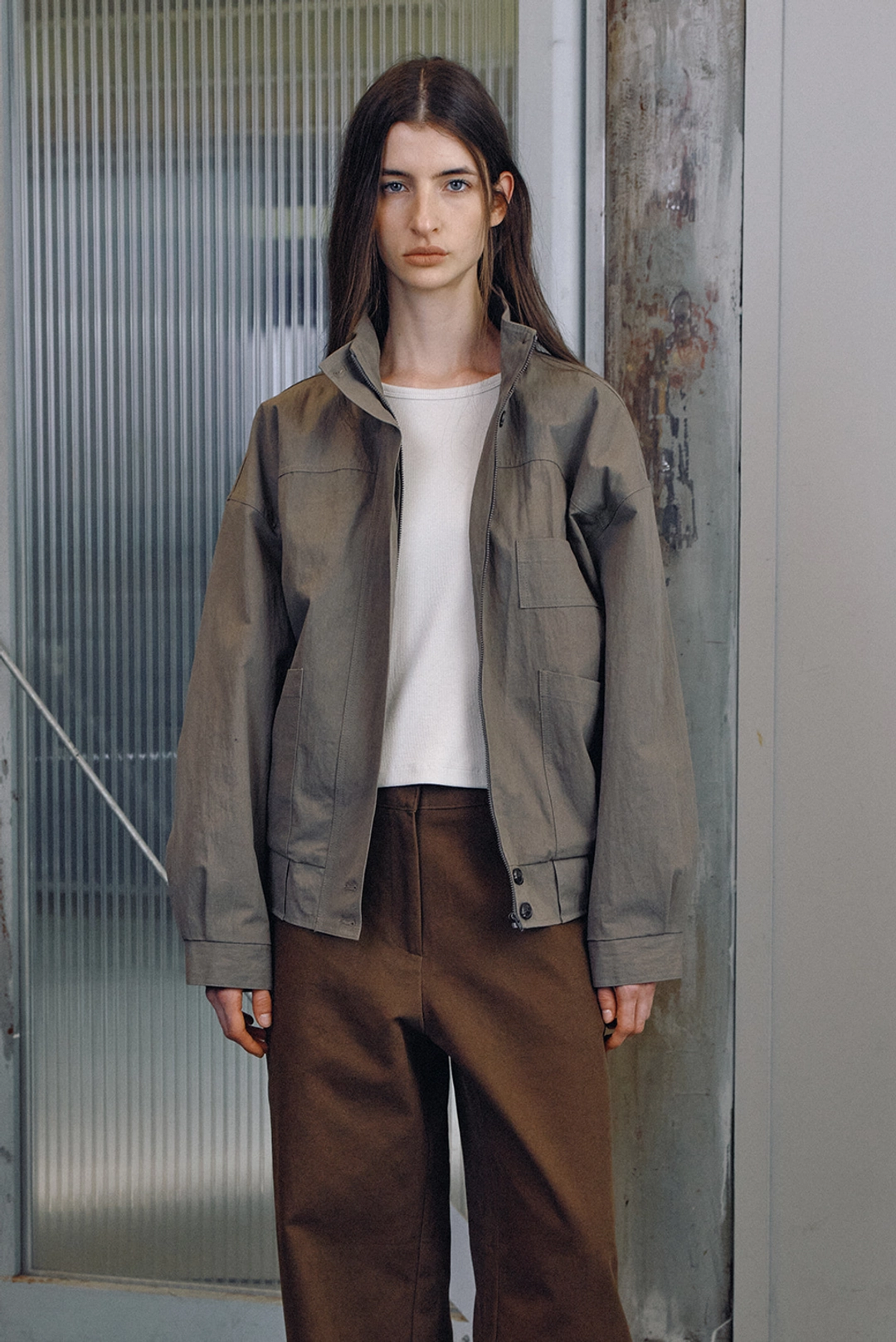 브렌다 브렌든 high neck blouson - khaki brown 상품 이미지 1