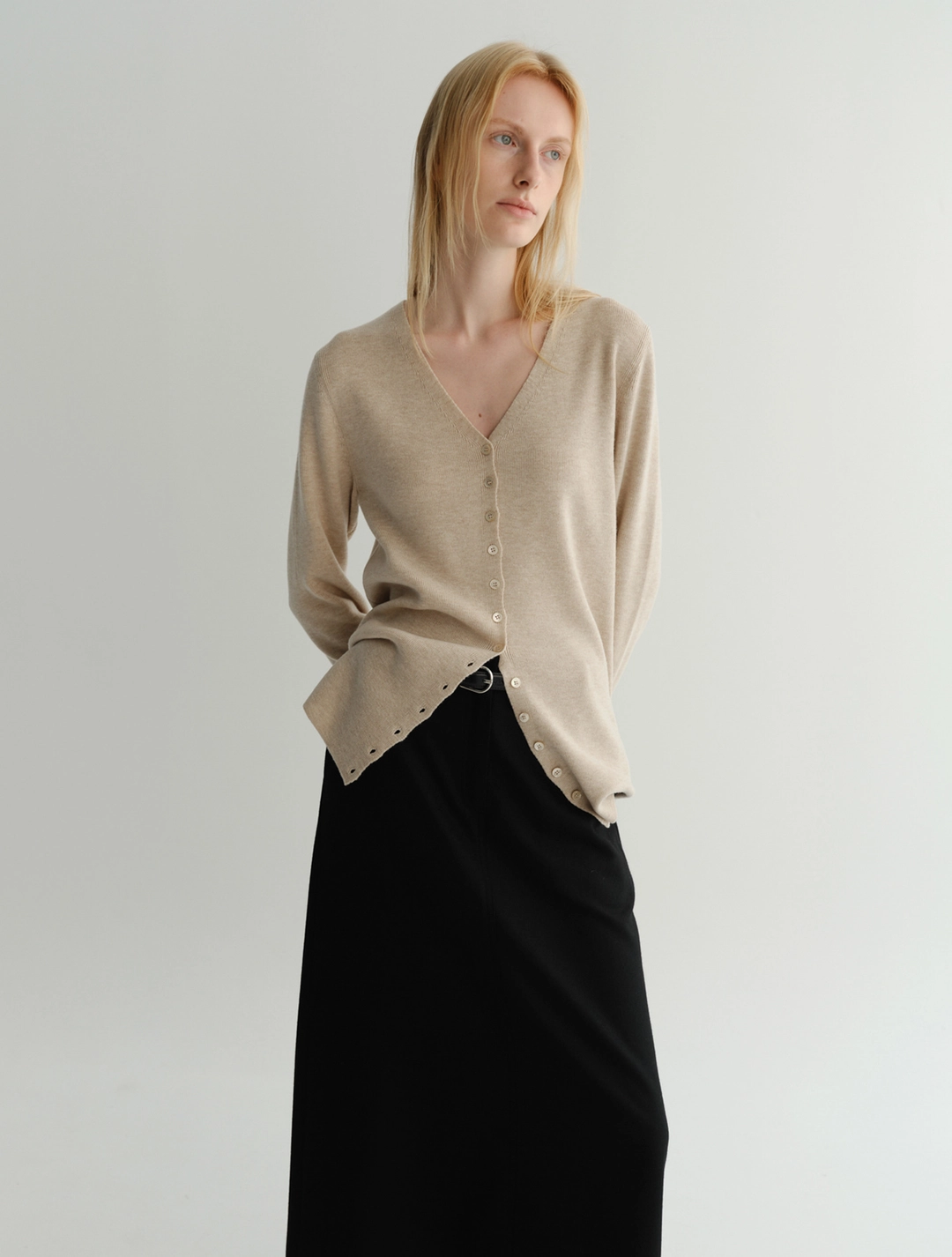 이아 Wool Button Knit Cardigan (Light Beige) 상품 이미지 3