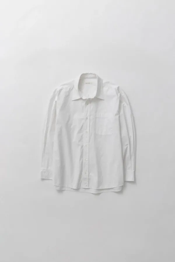 a classic shirt (white)