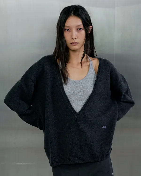 DEEP V-NECK SWEATER - CHARCOAL