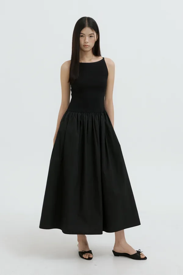 Boatneck Knit Balloon Dress (black)