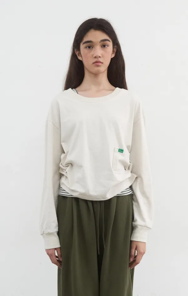 402. Plain Pocket T_Cream