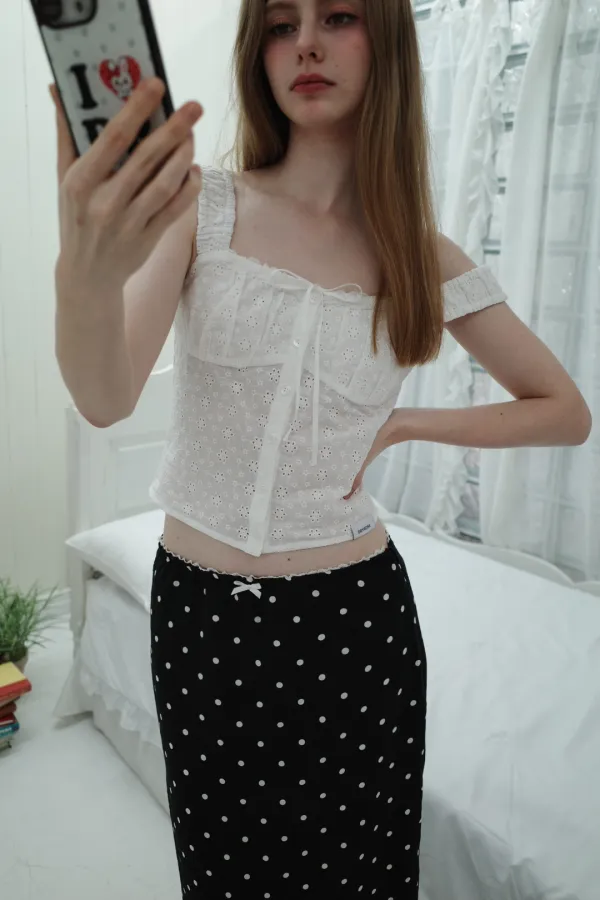 PUNCHING BUTTON BLOUSE