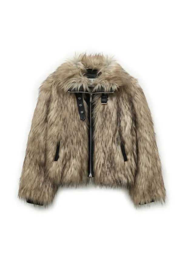 NECK BUCKLE CROP FUR JUMPER IN BEIGE
