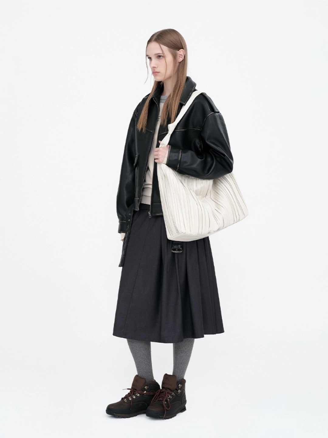 밀로 우먼 Pleats Triangle Bag [Ecru] 상품 이미지 2