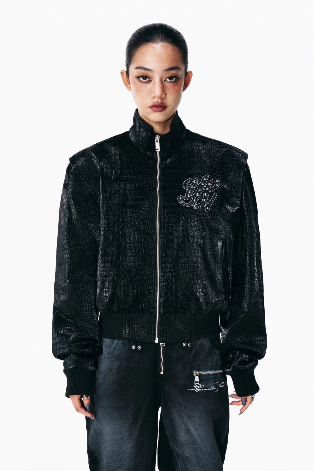 와이이이엘 FAUX CROCODILE LEATHER WINGED JACKET BLACK 상품 이미지 2