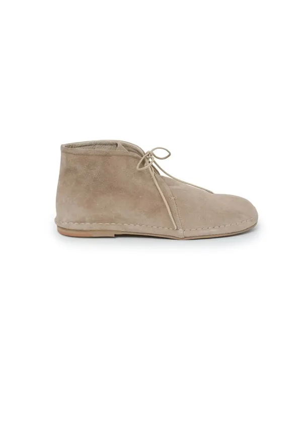 women\'s desert boots, beige