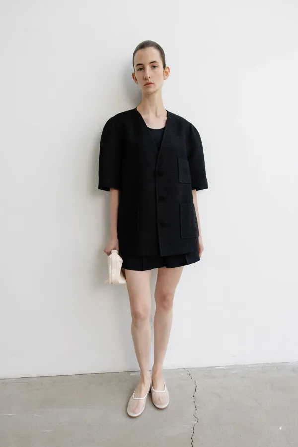 Glossy nylon pin-tuck shorts_black