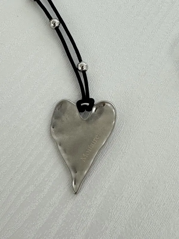 HEART SUEDE NECKLACE / BLACK