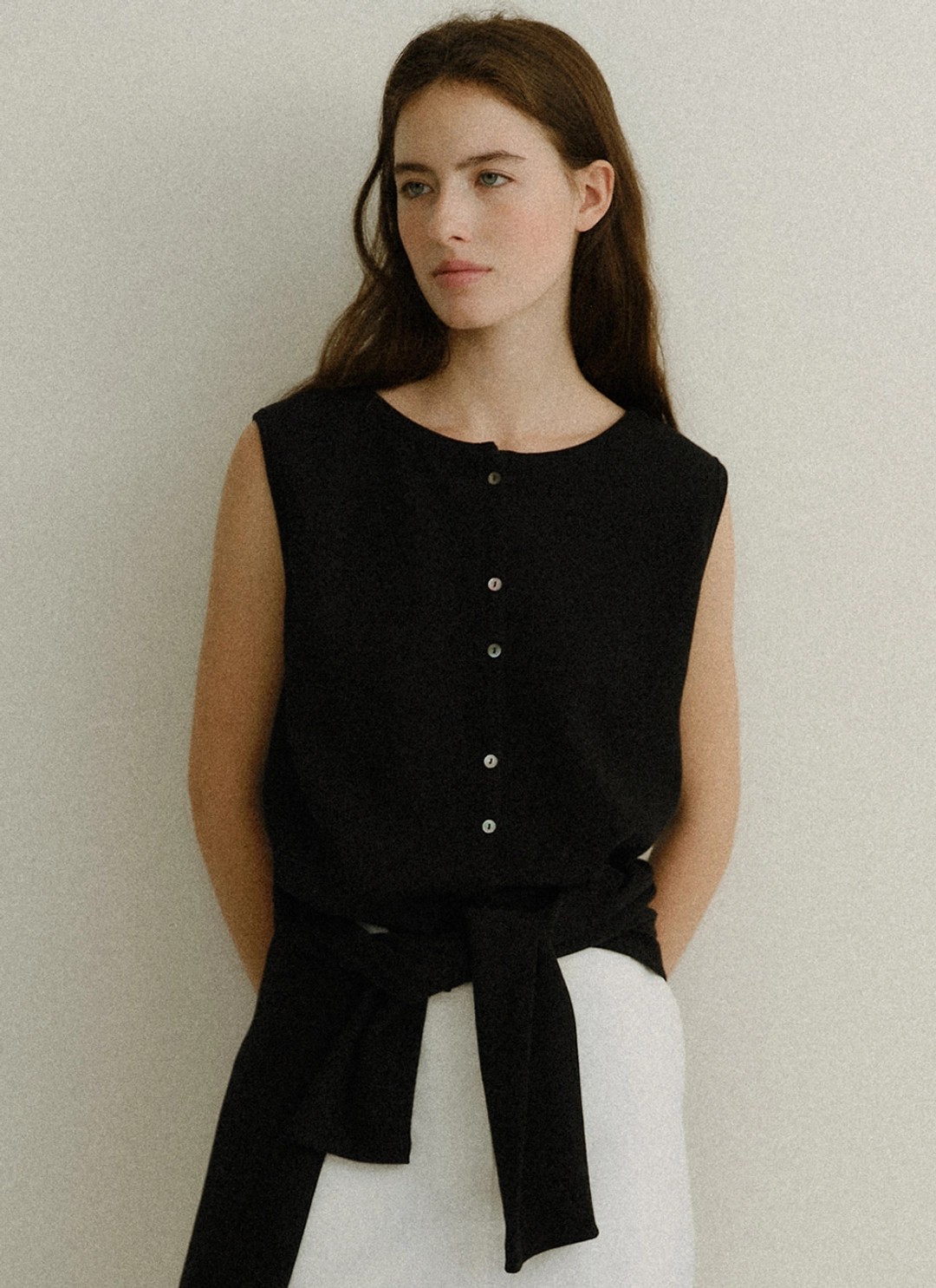 르닐 Odette Sleeveless (Black) 상품 이미지 2
