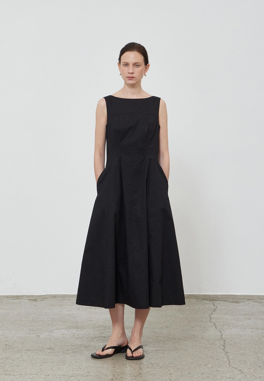 노티아 FLARE LONG DRESS - BLACK 상품 이미지 1