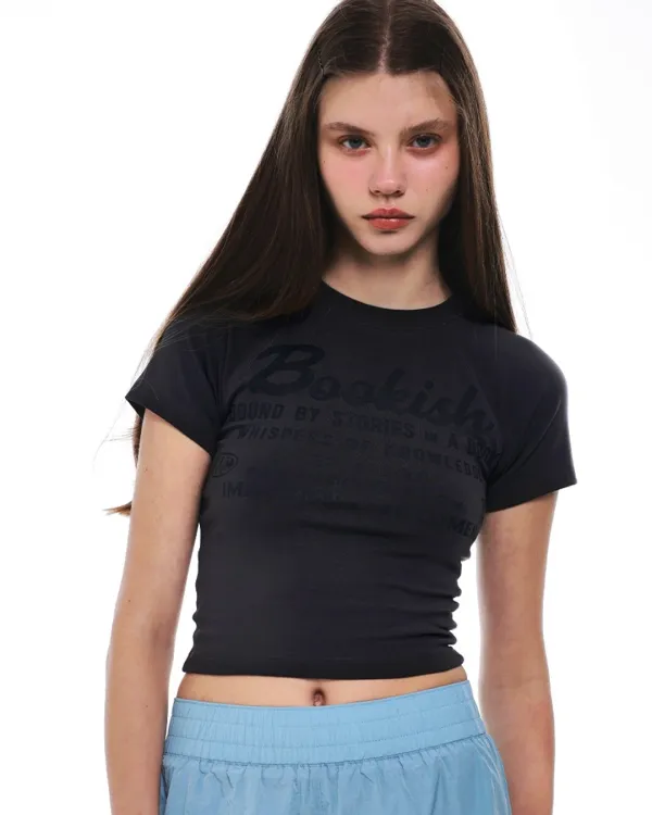 BOOKISH RAGLAN FITTED T-SHIRT_CHARCOAL