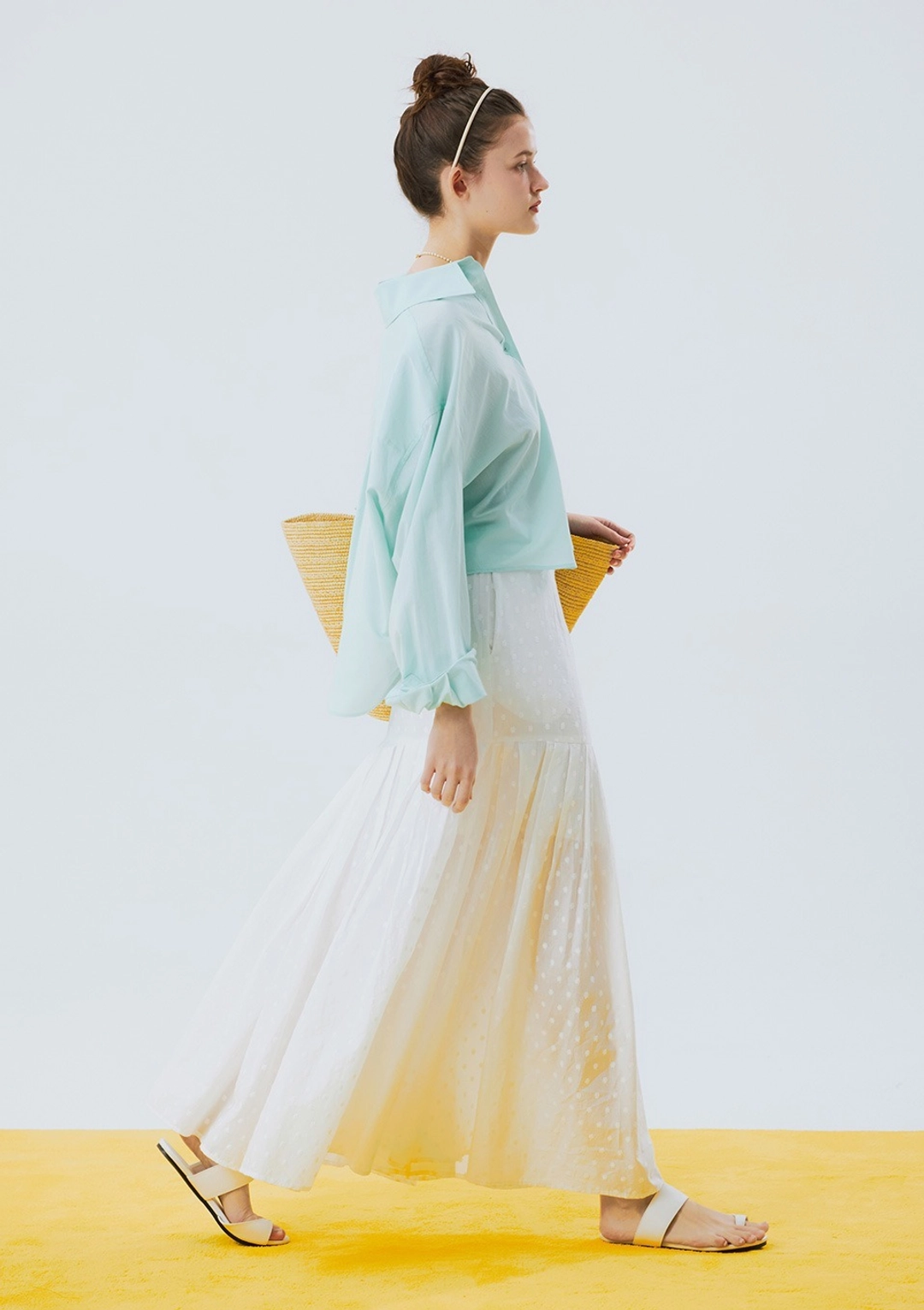 오픈도어 Embroidery flare skirt Ivory 상품 이미지 2